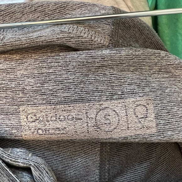 Rare Outdoor Voices Leggings- Grey- Size S - Picture 5 of 11